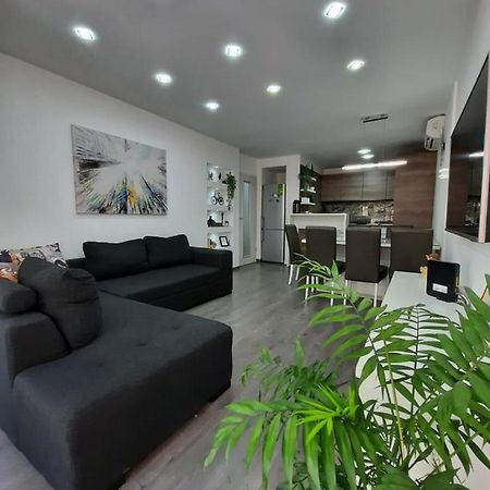 Vice Apartment Omis Luaran gambar