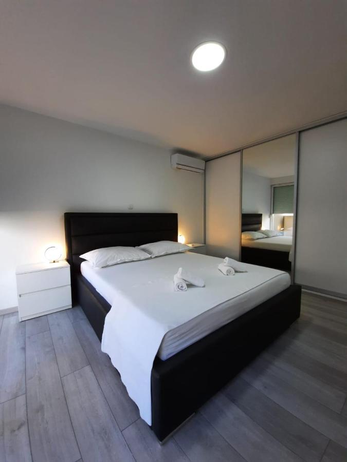 Vice Apartment Omis Luaran gambar