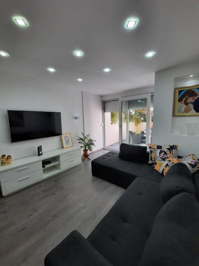 Vice Apartment Omis Luaran gambar