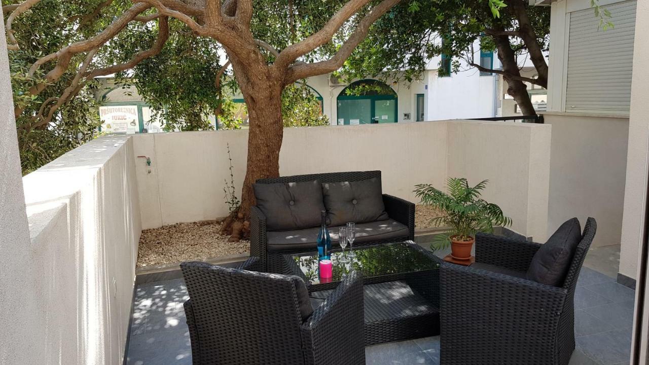 Vice Apartment Omis Luaran gambar